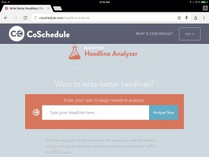 Headline Analyzer Graphic by CoSchedule for writemixforbusiness "Lucky 7 Headlines" blog post
